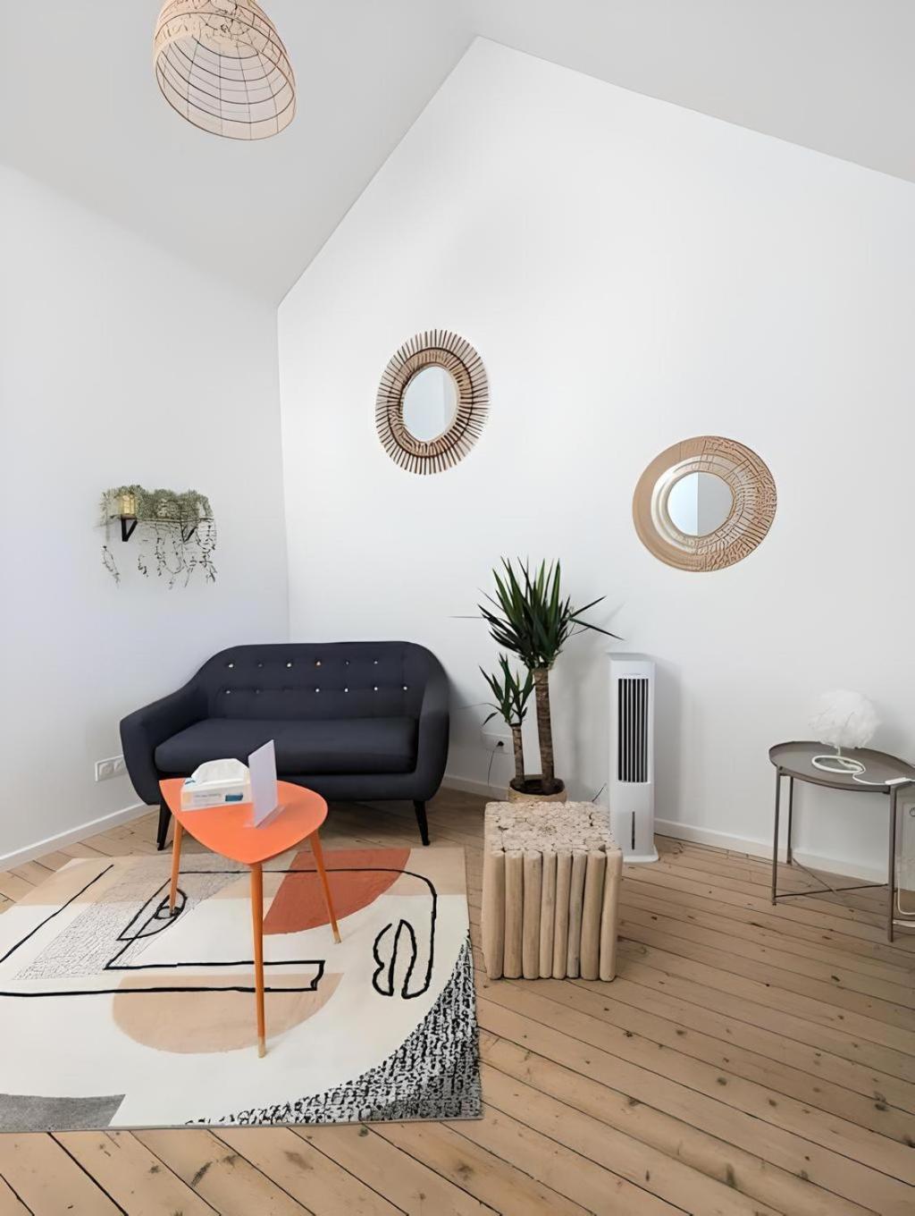Loft Lumineux Tres Spacieux - Parking Gratuit Шатору Экстерьер фото